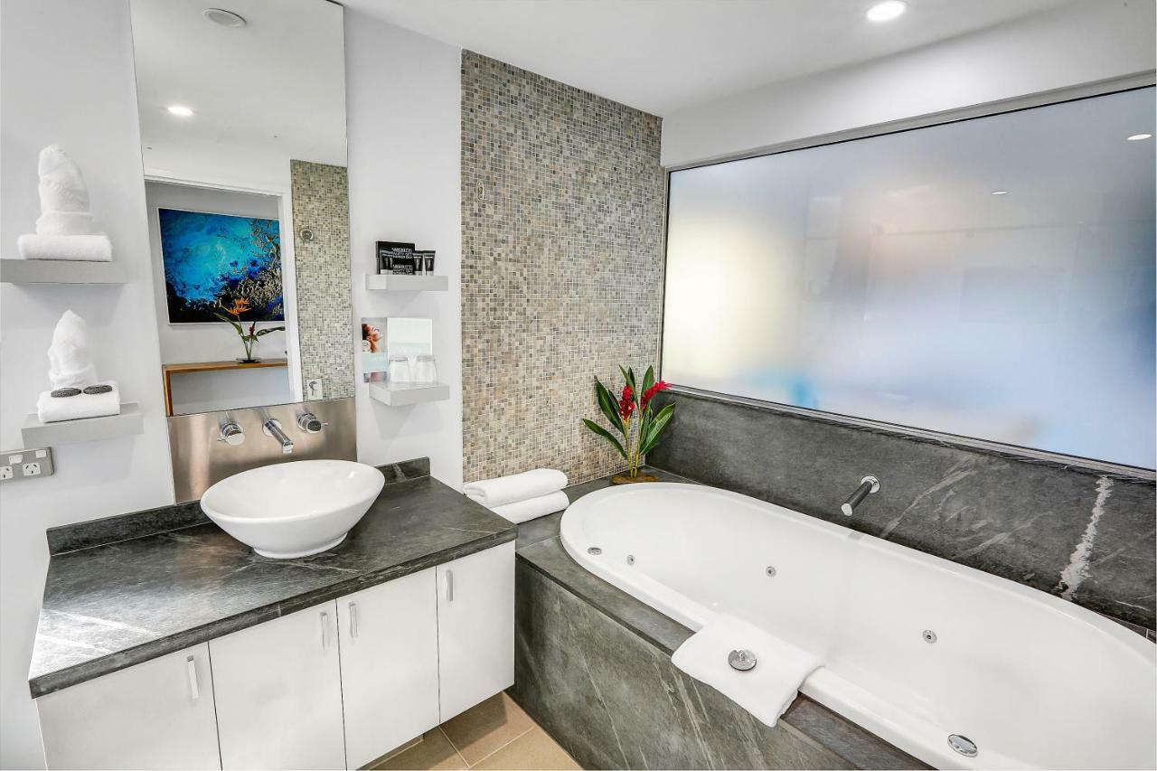 Elysium Private Apartments Triton By The Sea Palm Cove Kültér fotó