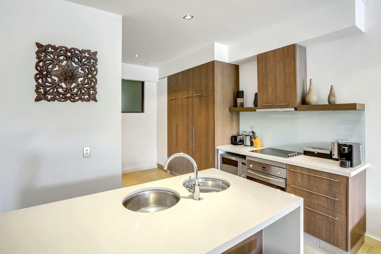 Elysium Private Apartments Triton By The Sea Palm Cove Kültér fotó